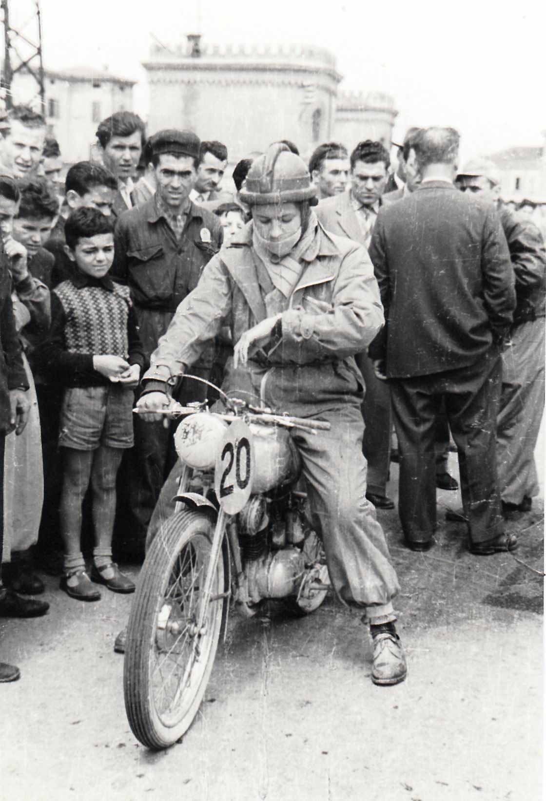 1950-ca-Competizione-moto-a-Carpi-07