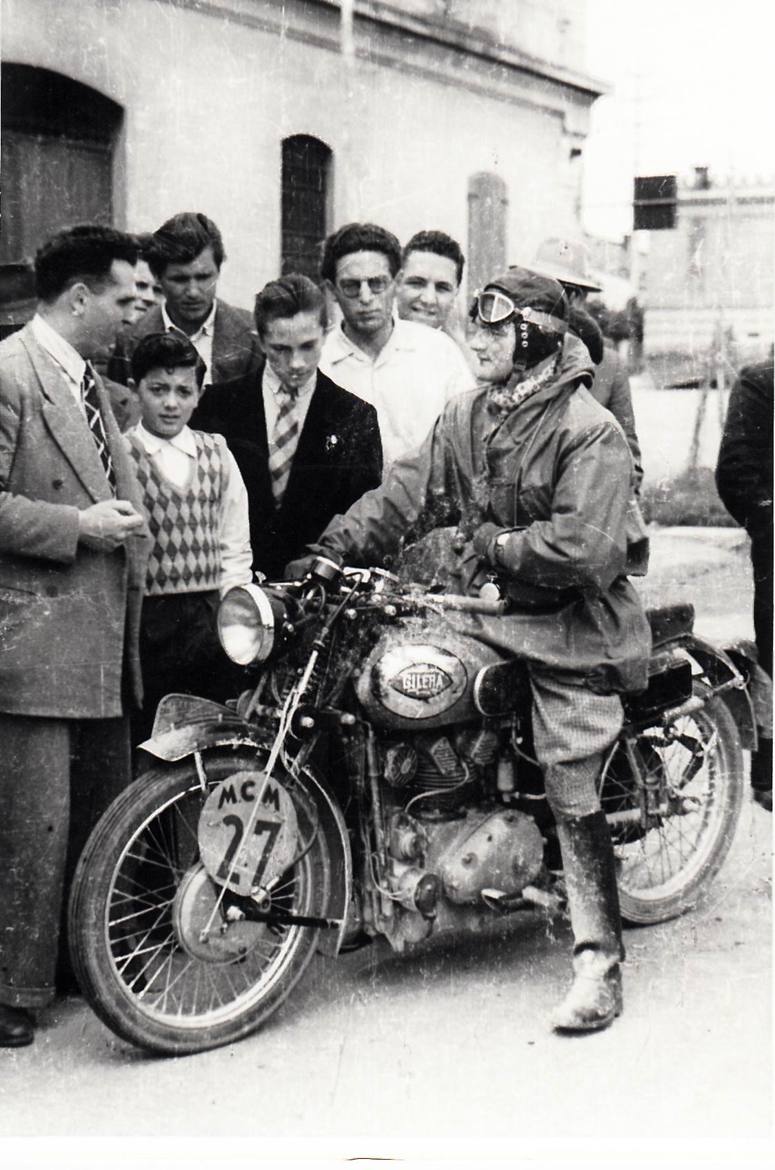 1950-ca-Competizione-moto-a-Carpi-08-Gilera