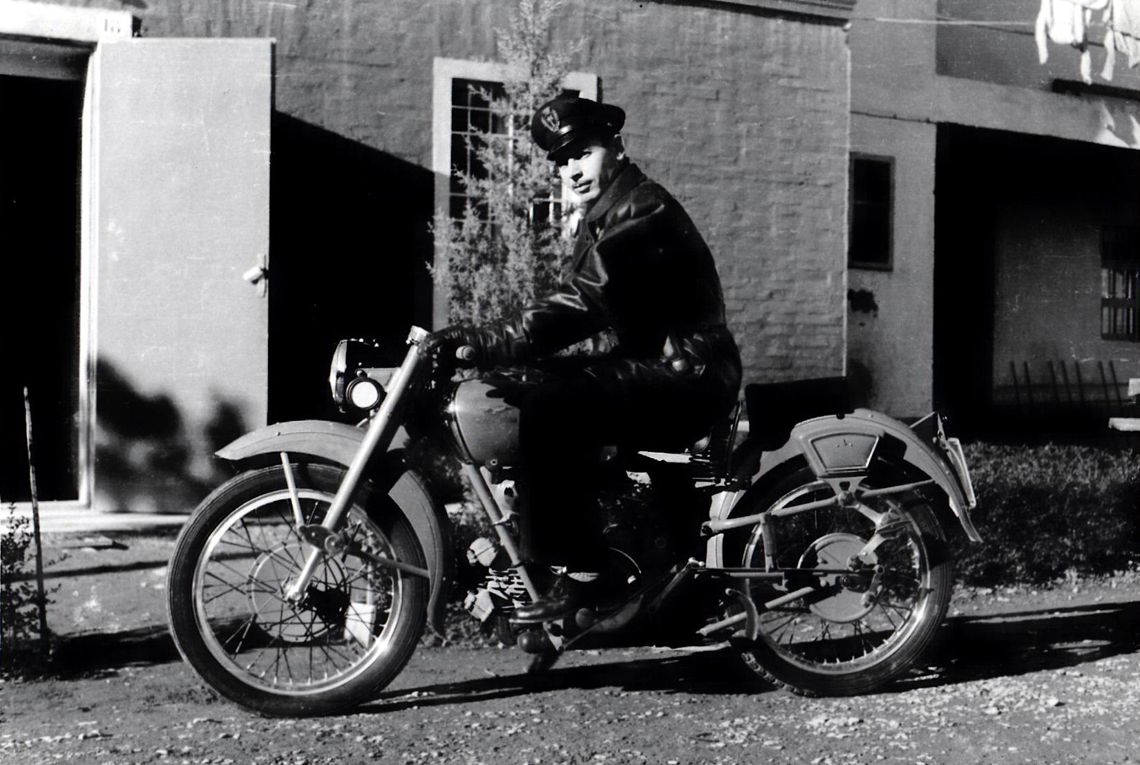 1956-Vigile-Mariin-Mario-Marchi-terrore-dei-motociclisti
